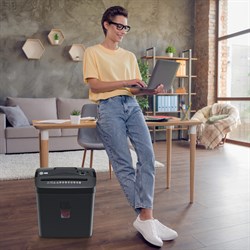 Шредер Cactus CS-SH-A3 черный (секр.P-4) перекрестный 6лист. 13лтр. скобы пл.карты - фото 22066